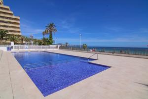 Bazén v ubytování Apartamento Calpe Mediterráneo 1º línea nebo v jeho okolí
