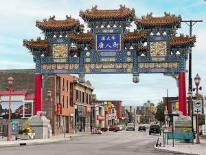 Gallery image of Studio Apartment w King Bed - Close to Chinatown in Ottawa