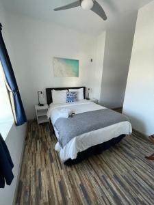 Postel nebo postele na pokoji v ubytování Samesun Venice Beach Hotel & Hostel + 37 fotografií