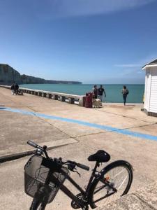 Foto dalla galleria di Maison quartier plage refaite à neuf a Fécamp