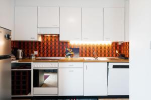 A kitchen or kitchenette at Apartment Panoramablick