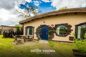 Zdjęcie z galerii obiektu Zielone Wzgórza - Hobbitowe Domki na Kaszubach w mieście Przywidz