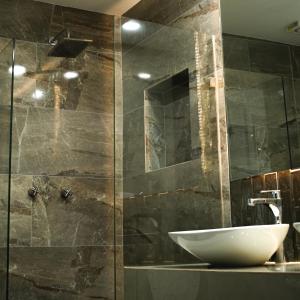 Vannas istaba naktsmītnē Casa Bruna Luxury Lofts