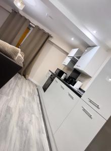 Køkken eller tekøkken på Luxury 2 bedroom Apartment in Manchester City Centre - FREE Parking