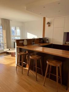 Nhà bếp/bếp nhỏ tại Flat Marcel Sembat