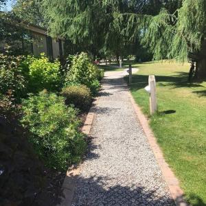 Belle Vista Glamping & Camping外面的花园