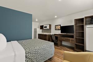 Gallery image of WoodSpring Suites Fort Collins in Fort Collins