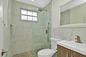 Gallery image of Lake View - Central Location Long Stays Welcomed in Hallandale Beach