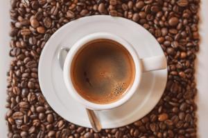 Comodidades para preparar café e chá em Villa Konstantin Rooms & Suites