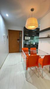 A cozinha ou cozinha compacta de Apartamento Maceió- Jatiúca
