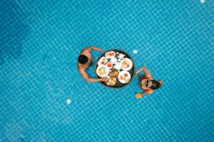 Eten bij of ergens in de buurt van het resort

