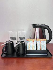 Kemudahan buat kopi dan teh di View Garden Resort