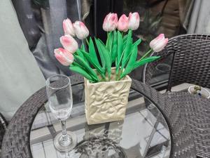 上海的住宿－Shanghai Garden Historical loft Apartment with courtyard and citywalk- Near Downtown Wukang Road，相簿中的一張相片