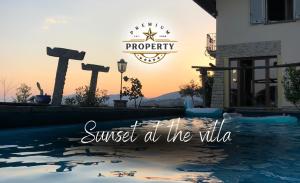 Piscina di SUITE room with private pool area, near COMO lake, private parking I Villa dei Leoni o nelle vicinanze