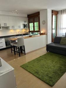 O bucătărie sau chicinetă la 2 line Apartment Capnegret Altea