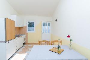 Küche/Küchenzeile in der Unterkunft Apartments Sandra
