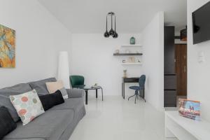 Seating area sa Apartment with Garden in Krakow by Renters