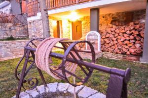 Fotografia z galérie ubytovania Capris Rustic Ηouse with Mountain View v destinácii Archaia Feneos