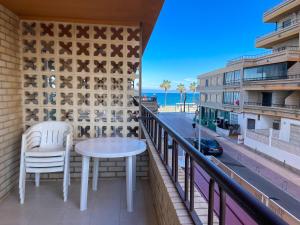 Balkon lub taras w obiekcie Apartamentos Bernat 3000