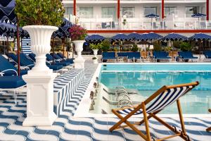 Bazén v ubytovaní Hotel Mongibello Ibiza alebo v jeho blízkosti