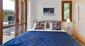 Ένα ή περισσότερα κρεβάτια σε δωμάτιο στο Beautiful Ground Floor Apartment BC02 - Lelantos, Theseus Village +31 φωτογραφίες