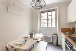 Kuchyň nebo kuchyňský kout v ubytování Chez Léon - Appt à 500m des plages