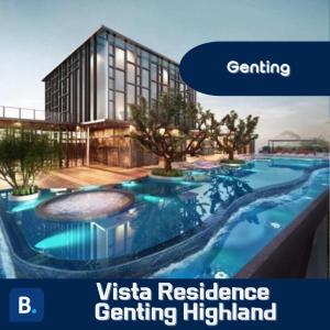 un collage de una imagen de un edificio en Vista Residence Genting Highland, en Genting Highlands