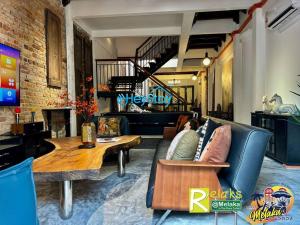 Posezení v ubytování Heritage House 16Pax RiverView 3 Mins WalkJonker