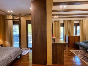 Φωτογραφία από το άλμπουμ του Mikpritja Korce 1 στην Κορυτσά