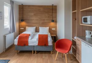 Stracta Hotel客房内的一张或多张床位