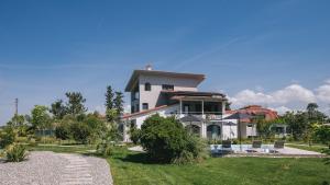 Gallery image of Electra BeachFront Suites, Nea Irakleia in Nea Iraklia