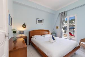 Extraordinary View on Port and Castle Hill - 1 Bdr & Parking