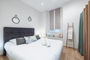 Charming 1 Bdr Old town