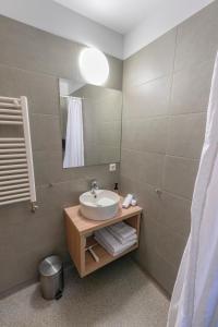 Stracta Hotel的一间浴室