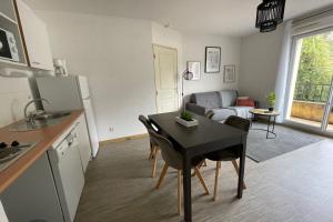 Kuchyň nebo kuchyňský kout v ubytování Les Naïades A02 - 2 bedrooms for 6 people !