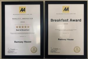 Сертификат, награда, вывеска или другой документ, выставленный в Ramsey House - Luxury Licensed B&B - Parking and Guest Lounge