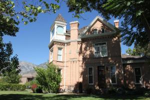 an old house with a tower on top of it at Hines Mansion in Provo