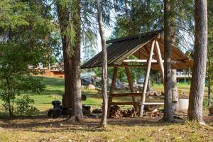 Zahrada ubytování Elupuu forest cabin with sauna