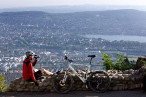 Jízda na kole v ubytování Hotel UTO KULM car-free hideaway in Zurich nebo okolí