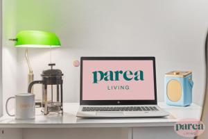 Parea Living - South Kensington, Elegant 1-Bedroom Flat, WFH Desk的证书、奖牌、标识或其他文件