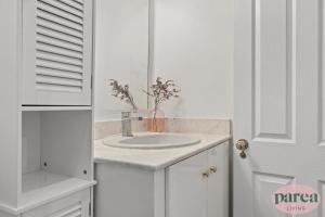 伦敦Parea Living - South Kensington, Elegant 1-Bedroom Flat, WFH Desk的相册照片