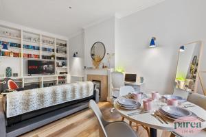 伦敦Parea Living - South Kensington, Elegant 1-Bedroom Flat, WFH Desk的相册照片