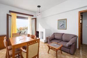 Χώρος καθιστικού στο Kazamia Apartments with Sharing Pool