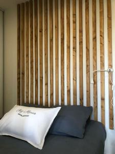 Ένα ή περισσότερα κρεβάτια σε δωμάτιο στο Chez Marius #Golfe de Saint-Tropez