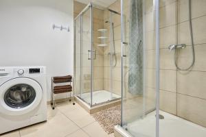 Koupelna v ubytování Holiday Home in Marsaskala + 13 fotografií