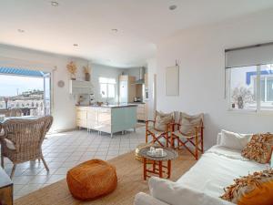 Χώρος καθιστικού στο Apartment Amor by Interhome