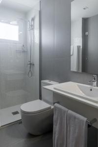 Um banheiro em Hotel Torre Mar