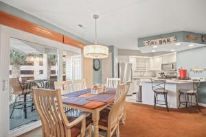 Kuchyň nebo kuchyňský kout v ubytování Shorehaven II - C2