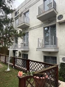 Balkón nebo terasa v ubytování Hotel Rose City