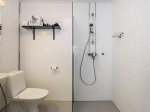 Koupelna v ubytování Holiday Home Rautulampi g15 by Interhome